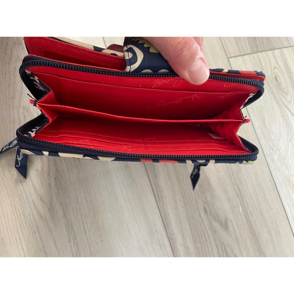 Vera Bradley Turn Lock Wallet‎ Clutch Geometric Quilted Fabric Womens - Picture 4 of 4